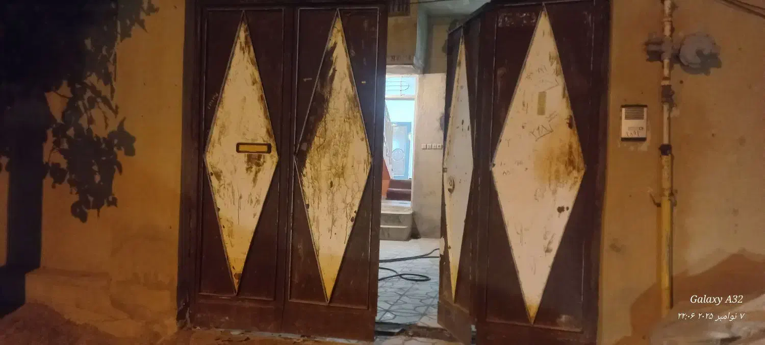 درب حیاط آهنی|مصالح و تجهیزات ساختمان|ایلام, |دیوار