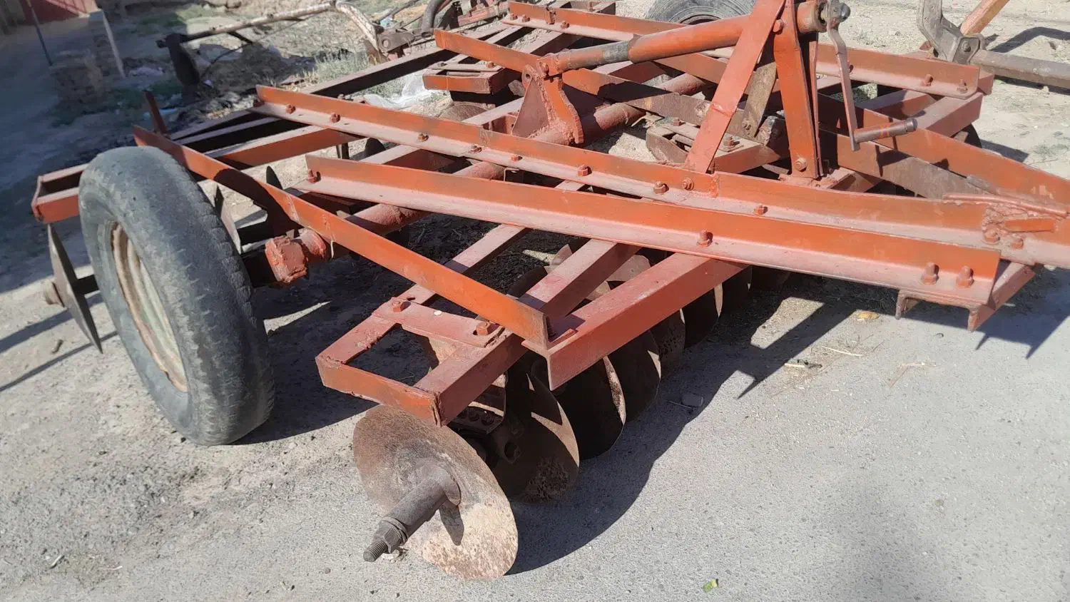 چیزل بهنام لودر ودیکس ۲۸ پر کندواتر|قطعات یدکی و لوازم جانبی|قوچان, |دیوار