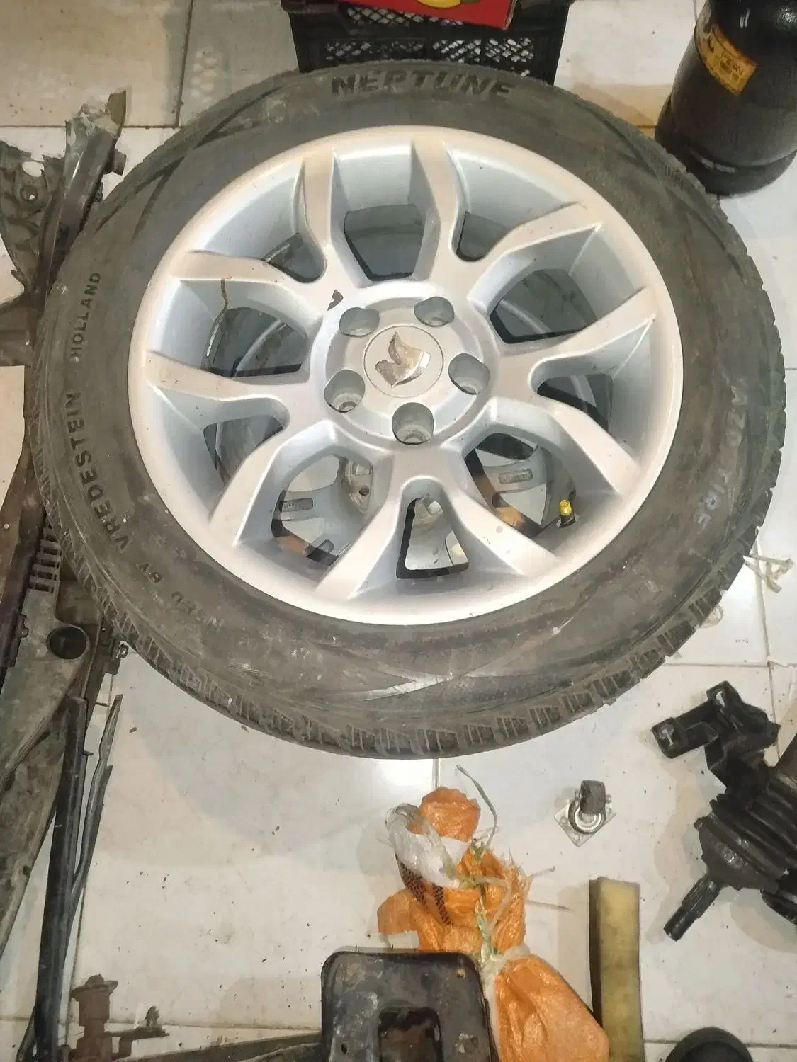 فروش فوری تعدادی از لوازم استوک به قیمت مناسب|قطعات یدکی و لوازم جانبی|رشت, کوی مهر|دیوار