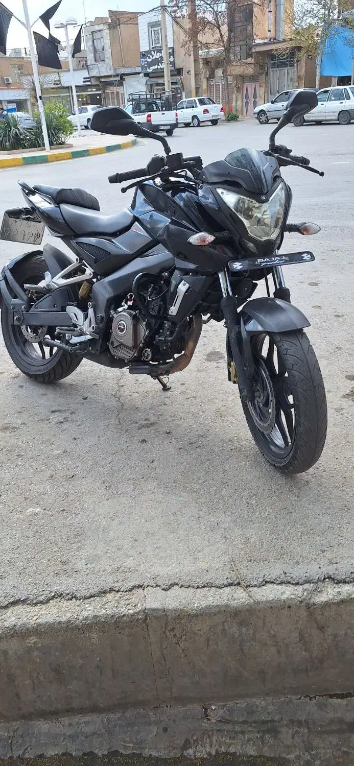 ns 200|موتورسیکلت|بروجرد, |دیوار