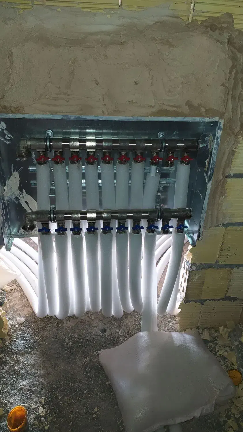 لوله کشی وتاسیسات کلی و جزئی ساختمان|خدمات پیشه و مهارت|نجف‌آباد, باهنر|دیوار