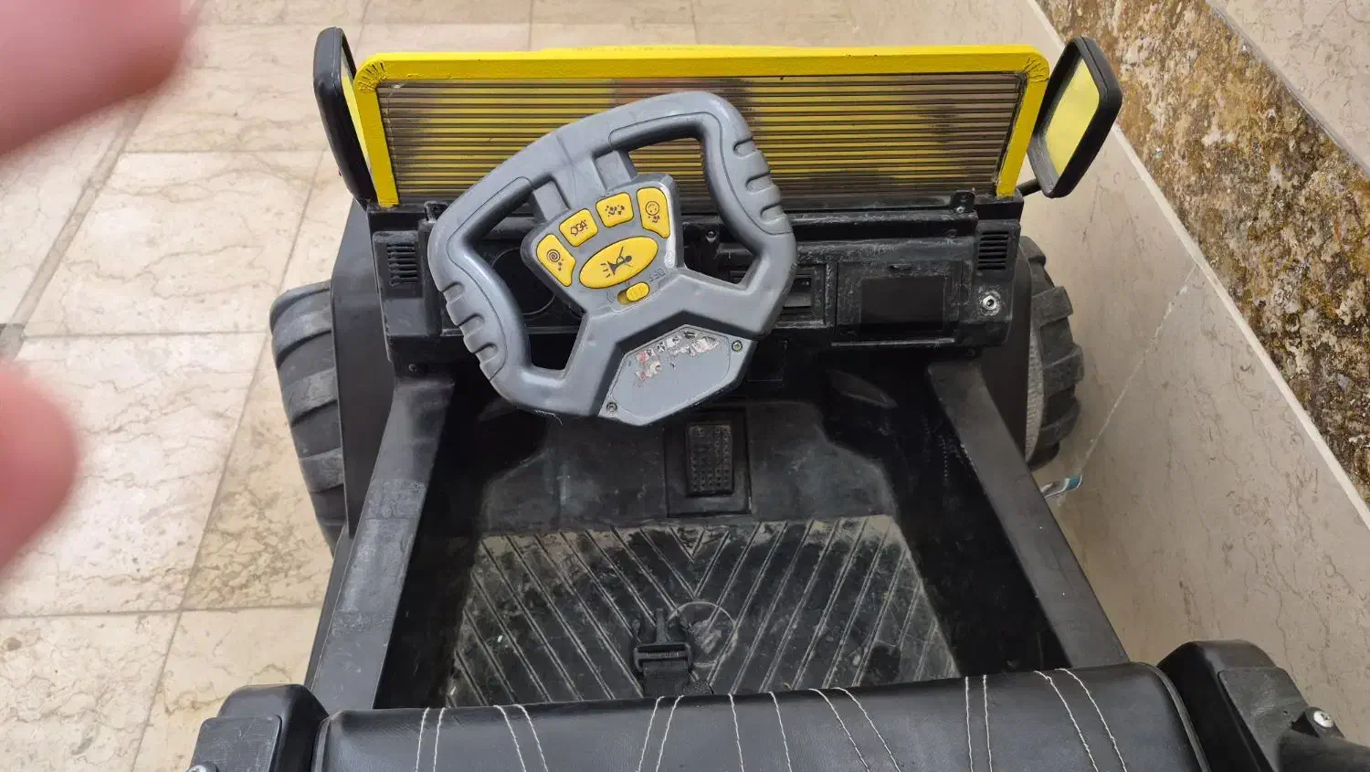 ماشین شارژی|اسباب‌بازی بچه|شهرکرد, |دیوار