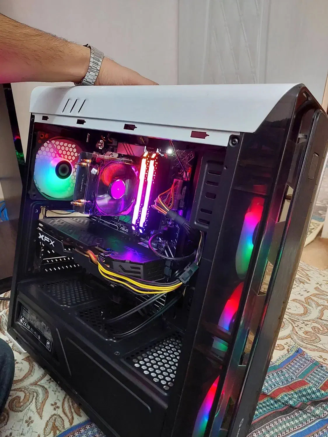 کیس گیمینگ|رایانه رومیزی|فردیس, فردیس|دیوار