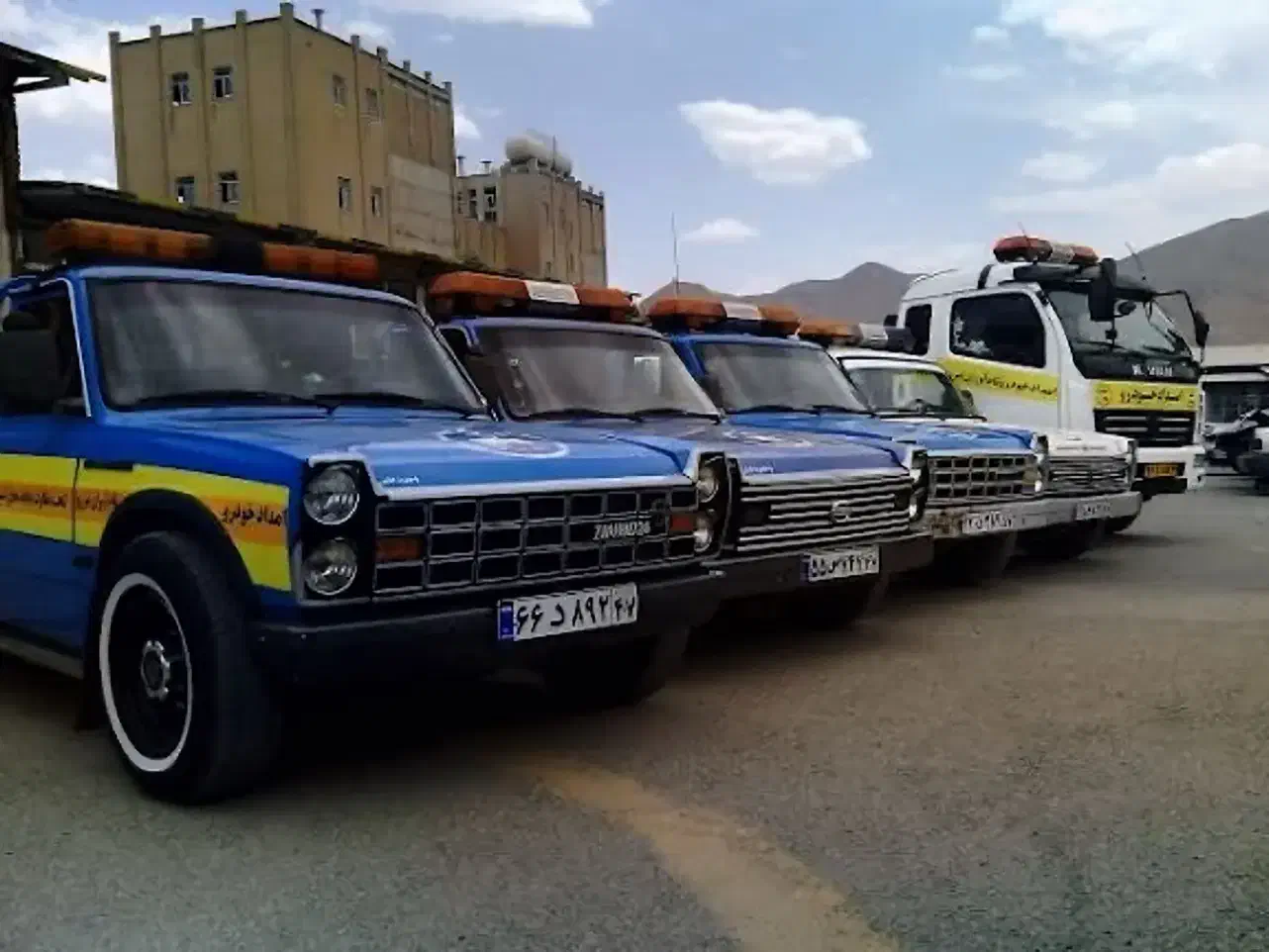 یدک کش یدکش امدادخودرو خودروبر شبانه روزی جرثقیل|خدمات حمل و نقل|اصفهان, شیخ اشراق|دیوار