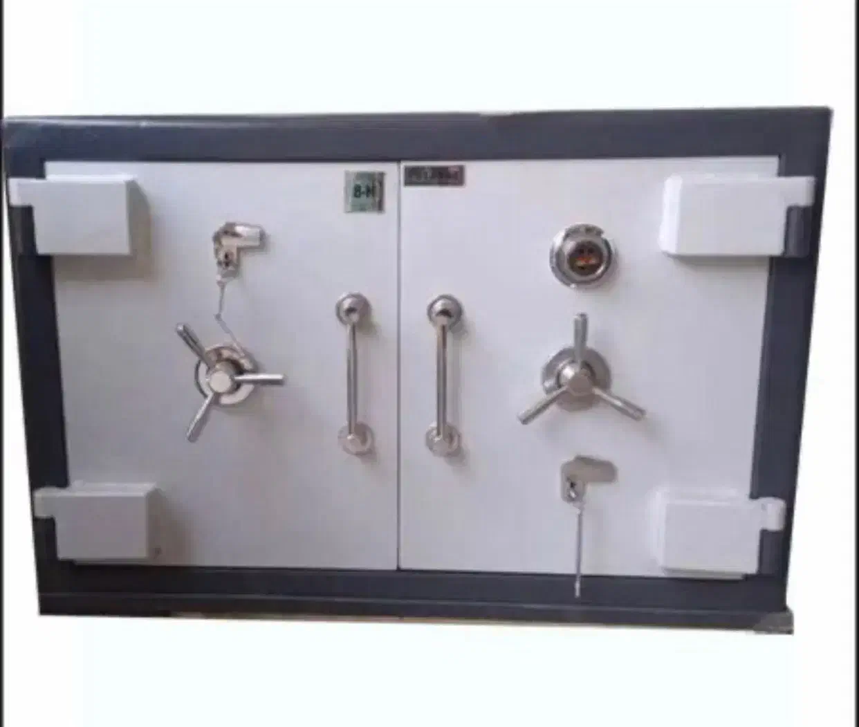 گاوصندوق زیر ویترین دو درب (طلافروشی)|دفتر کار|تبریز, |دیوار