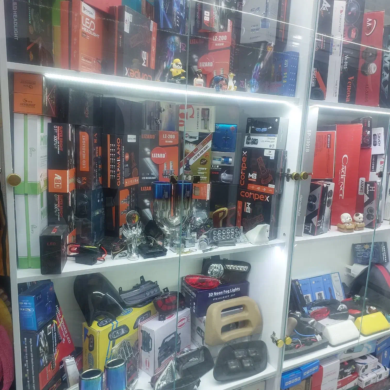 چراغ اسپورت هدلایت پروژکتور  زیر قیمت معالی آباد|قطعات یدکی و لوازم جانبی|شیراز, گلدشت معالی‌آباد|دیوار