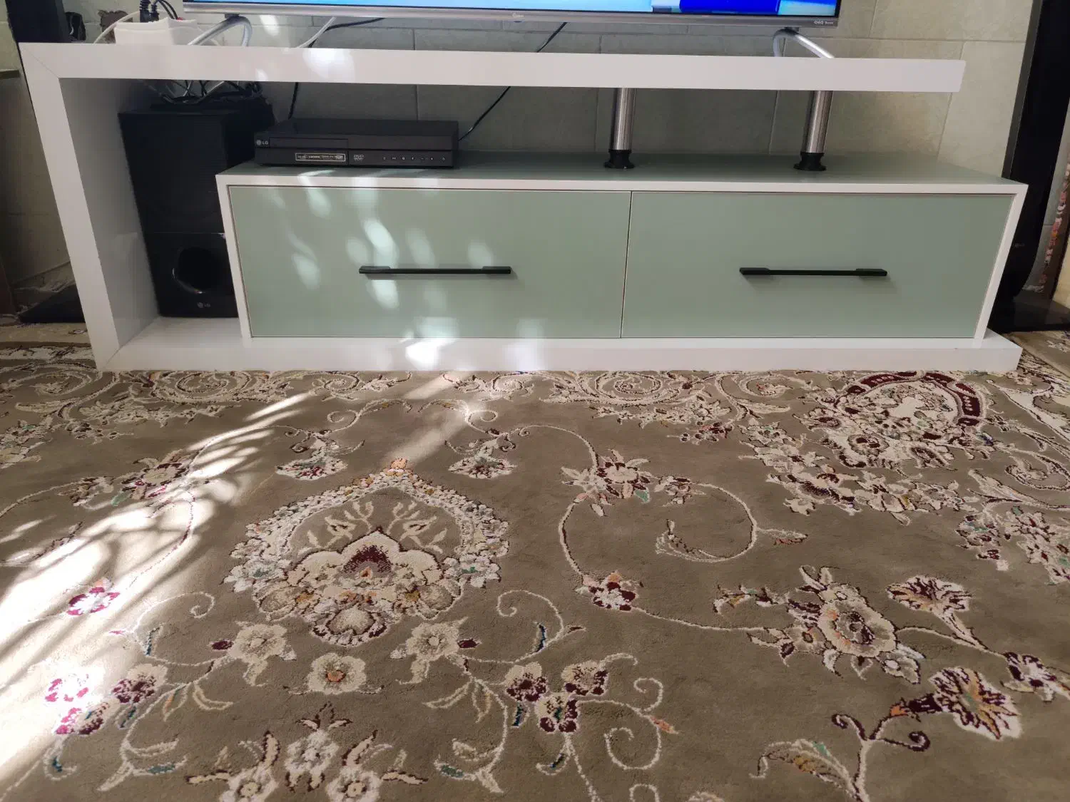 میز تی وی|میز تلویزیون|یزد, |دیوار