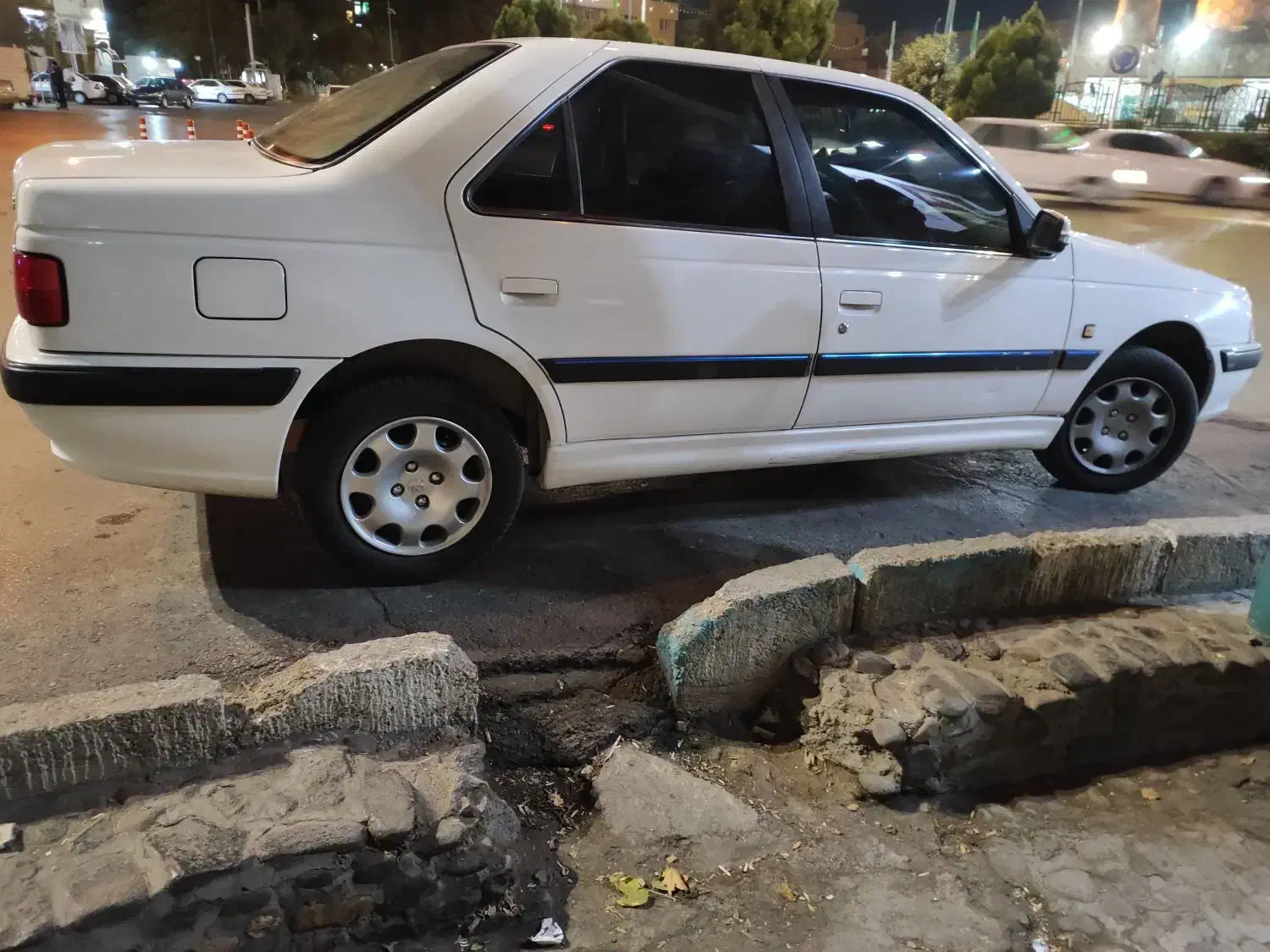 پارس سال99بیرنگ استثنایی|خودرو سواری و وانت|همدان, |دیوار