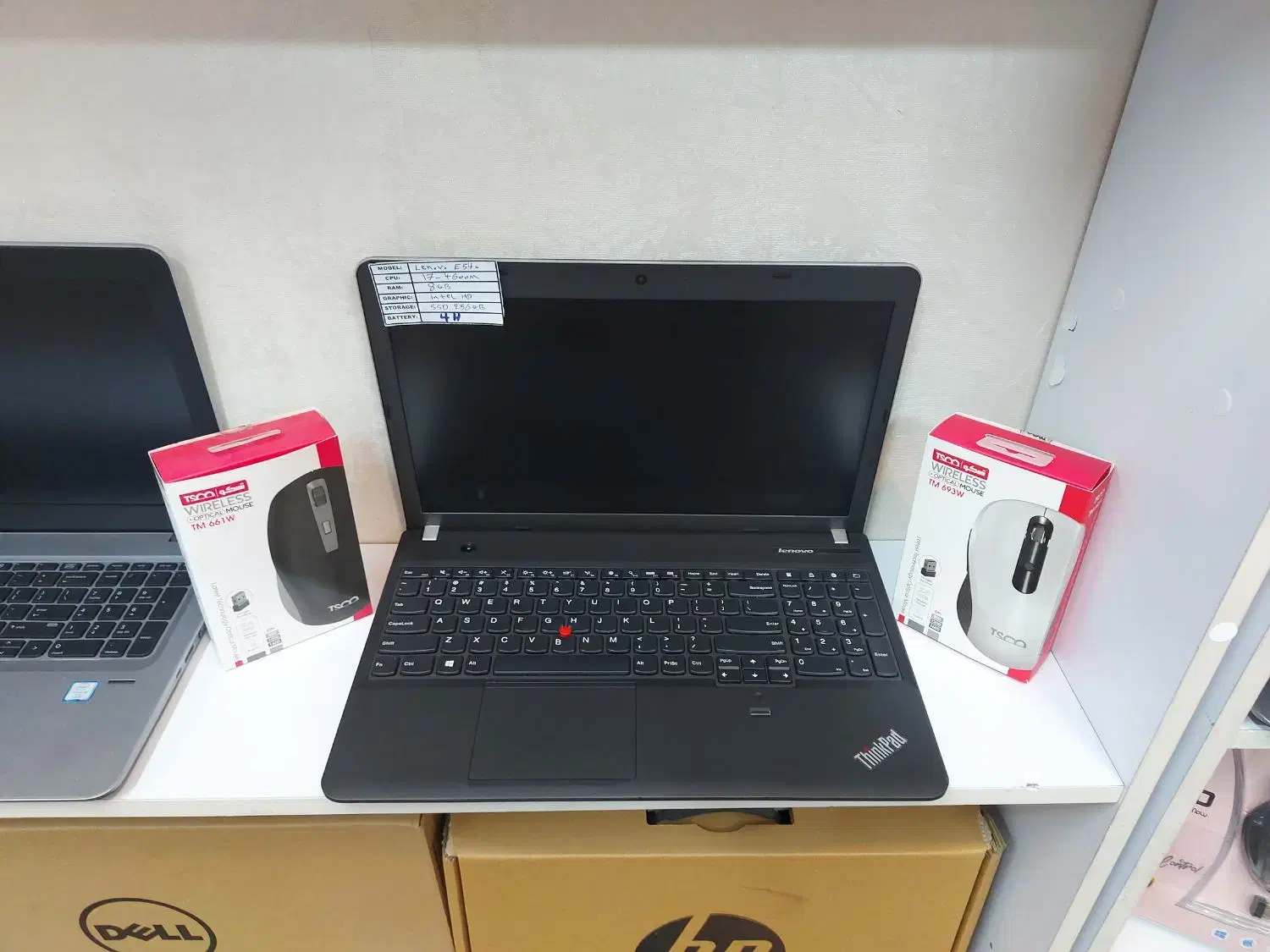 لپتاپcore i7رم8هاردssd  کاملانوباکارتن‌گرافیک2G|رایانه همراه|تهران, پونک|دیوار