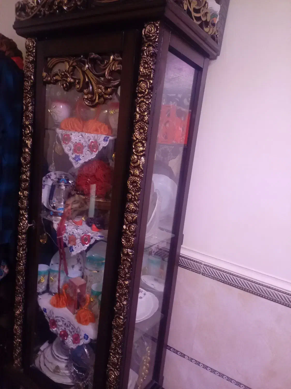 فروشی|بوفه، ویترین، کنسول|نگار, |دیوار