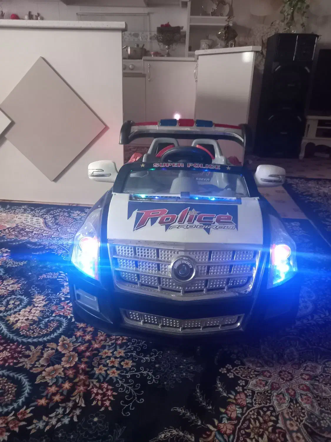 ماشین شارژی|اسباب‌‌بازی|کرج, شهرک سهرابیه|دیوار