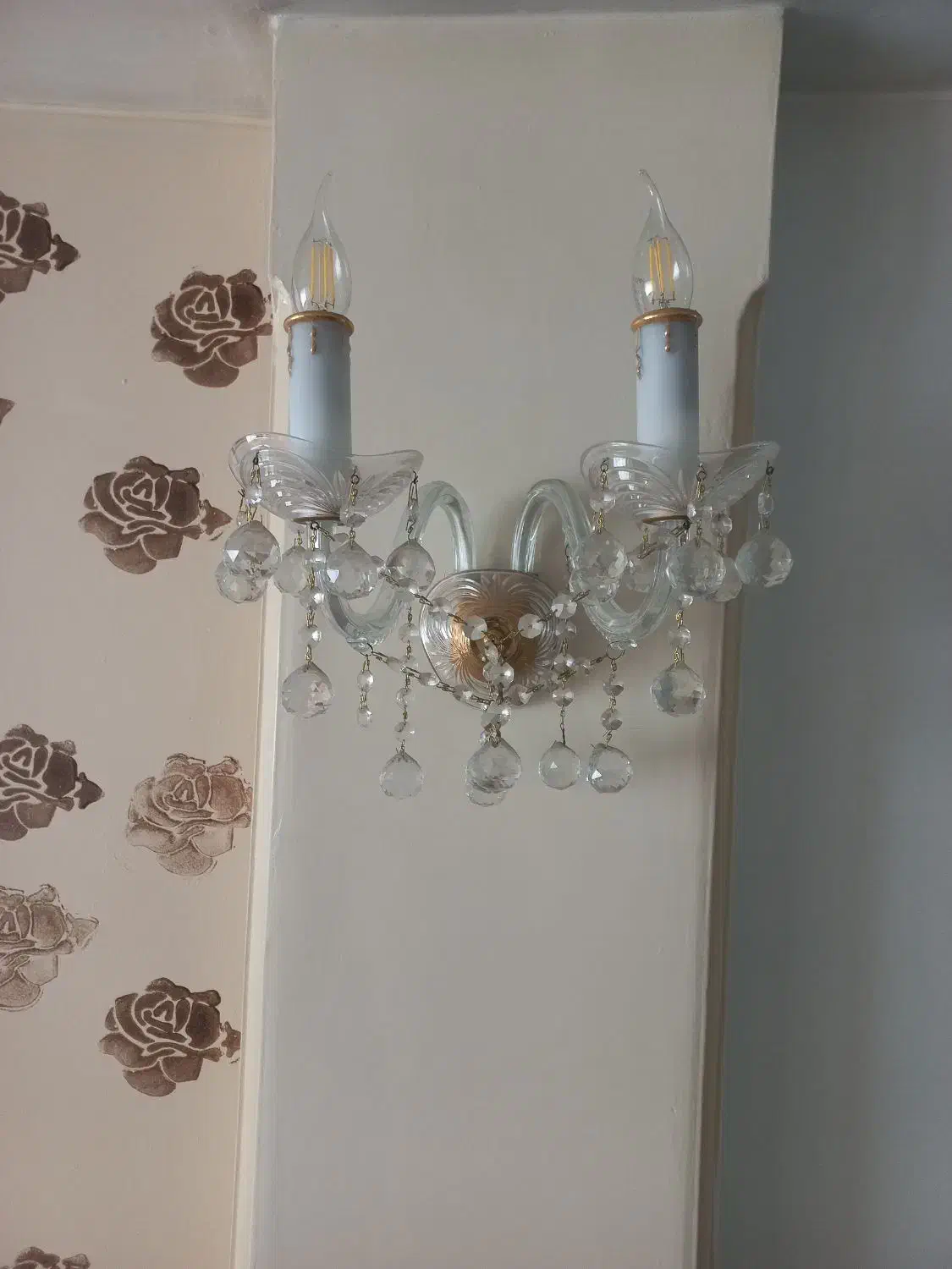 یک جفت دیوارکوب|لوستر و چراغ آویز|تهران, زنجان جنوبی|دیوار