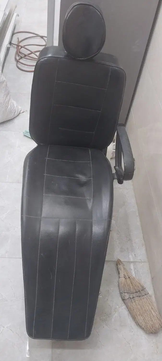 صندلی ارایشگاهی|آرایشگاه و سالن‌های زیبایی|شاهین‌شهر, خانه کارگر|دیوار