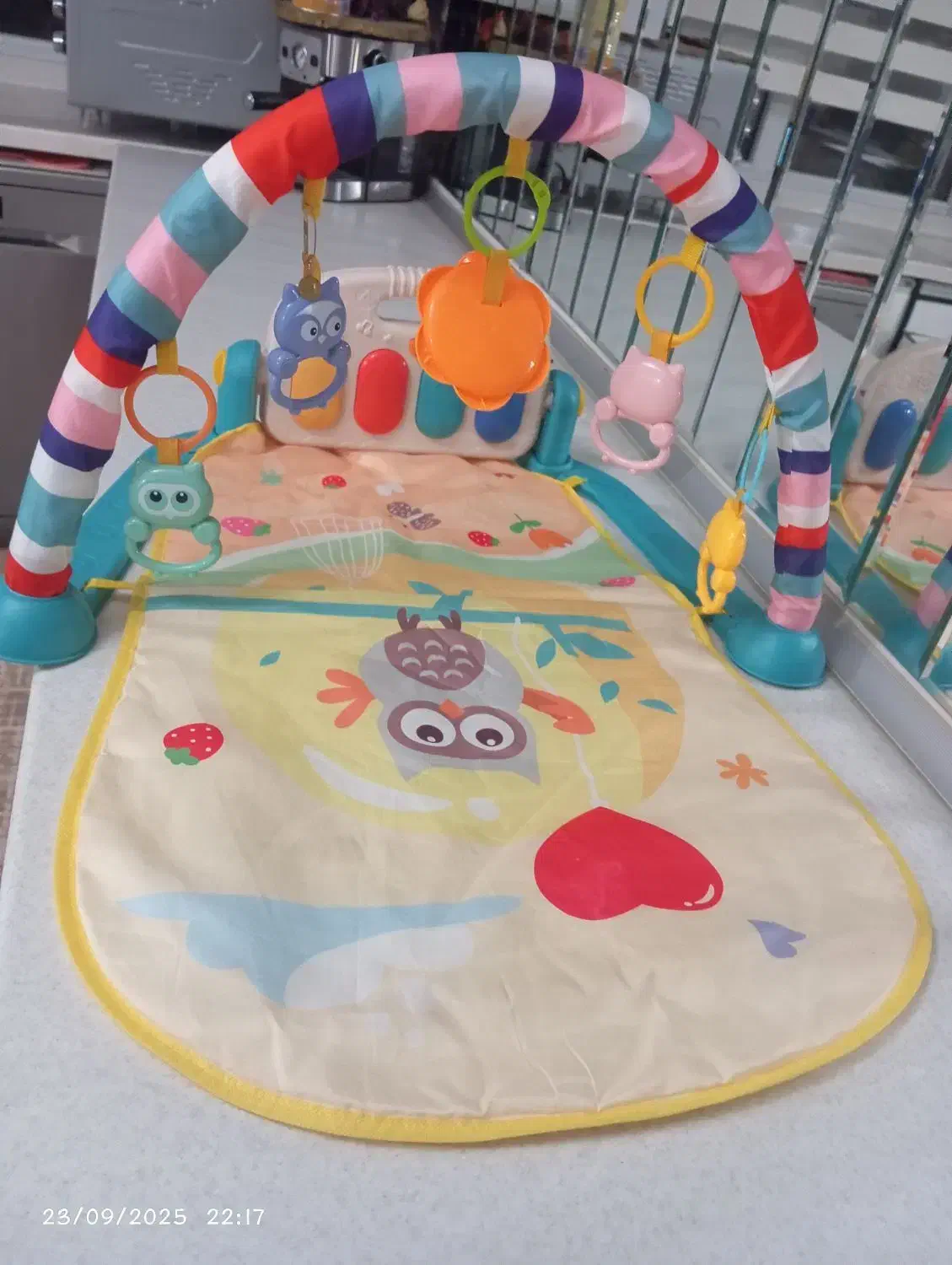 تعدادی وسایل بچه|اسباب و اثاث بچه|مریوان, |دیوار