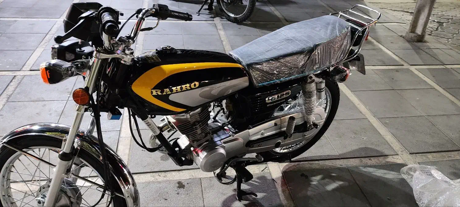 رهرو1403|موتورسیکلت|قم, شهرک توانیر|دیوار