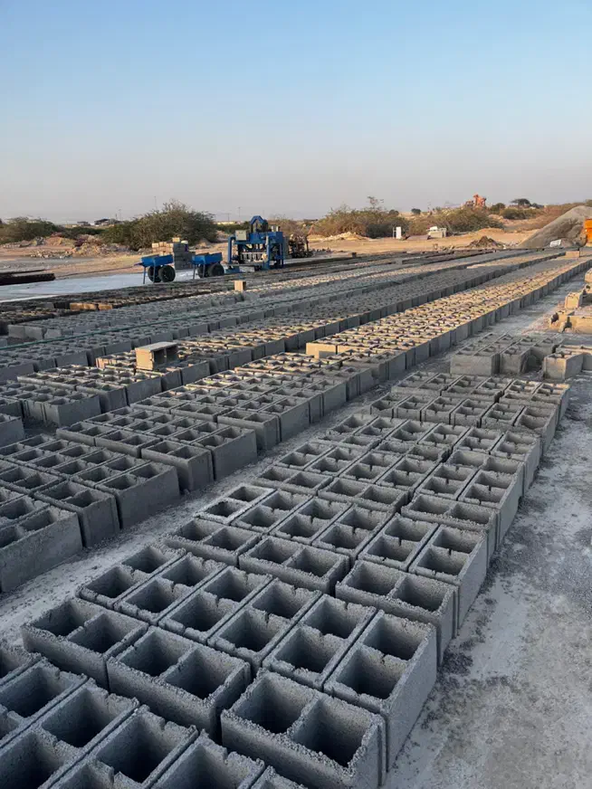 بلوک سیمانی درجه یک با بهترین قیمت|مصالح و تجهیزات ساختمان|بندرعباس, |دیوار