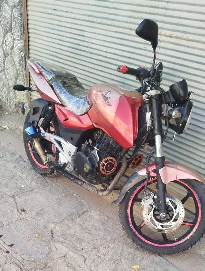 پالس180|موتورسیکلت|دهگلان, |دیوار