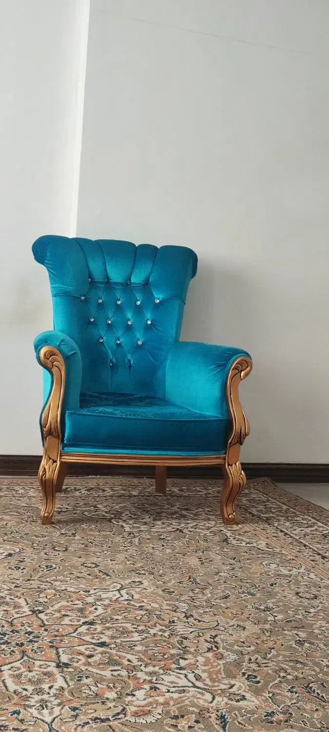 مبل ۷ نفره در حد نو کم کار|مبلمان خانگی و میز عسلی|گلبهار, شهر جدید گلبهار|دیوار