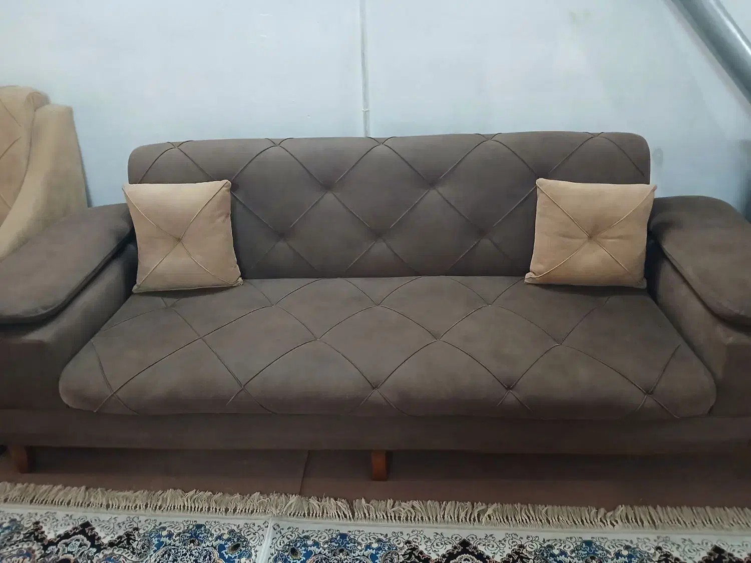 مبل هفت نفره چستر|مبلمان خانگی و میز عسلی|باقرشهر, |دیوار