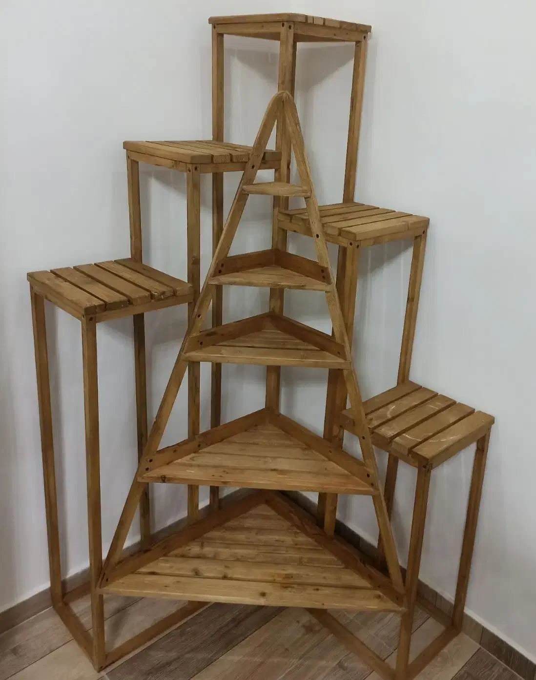 فروش استند گلدان|کتابخانه، شلف، قفسه‌های دیواری|بندر انزلی, جهانگانی|دیوار