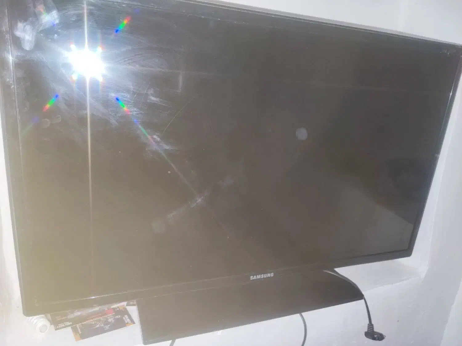 تلویزیون32سامسونگ|تلویزیون و پروژکتور|قم, سراجه (۱۵ خرداد)|دیوار