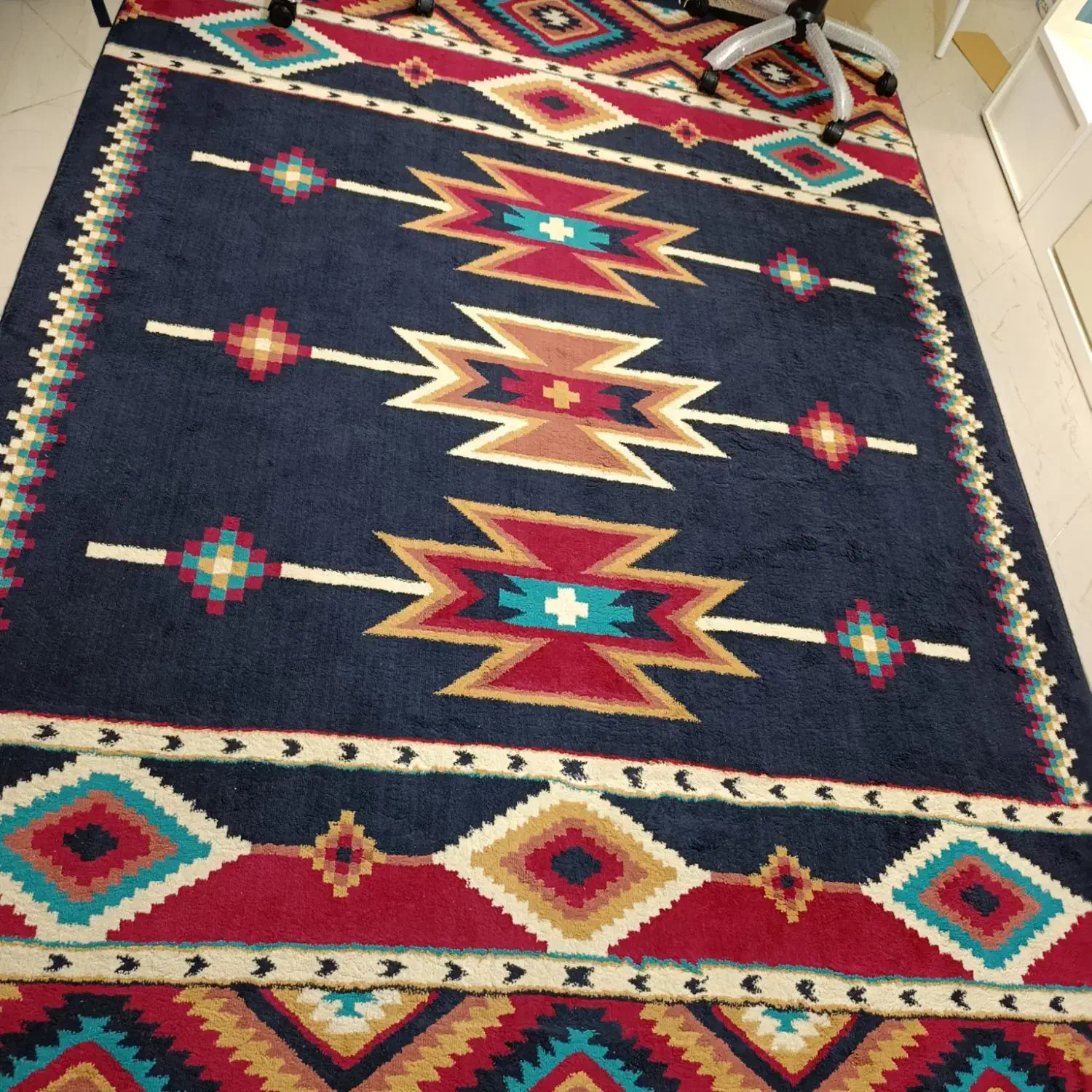 فرش ۶ متری|فرش|دماوند, گیلاوند|دیوار