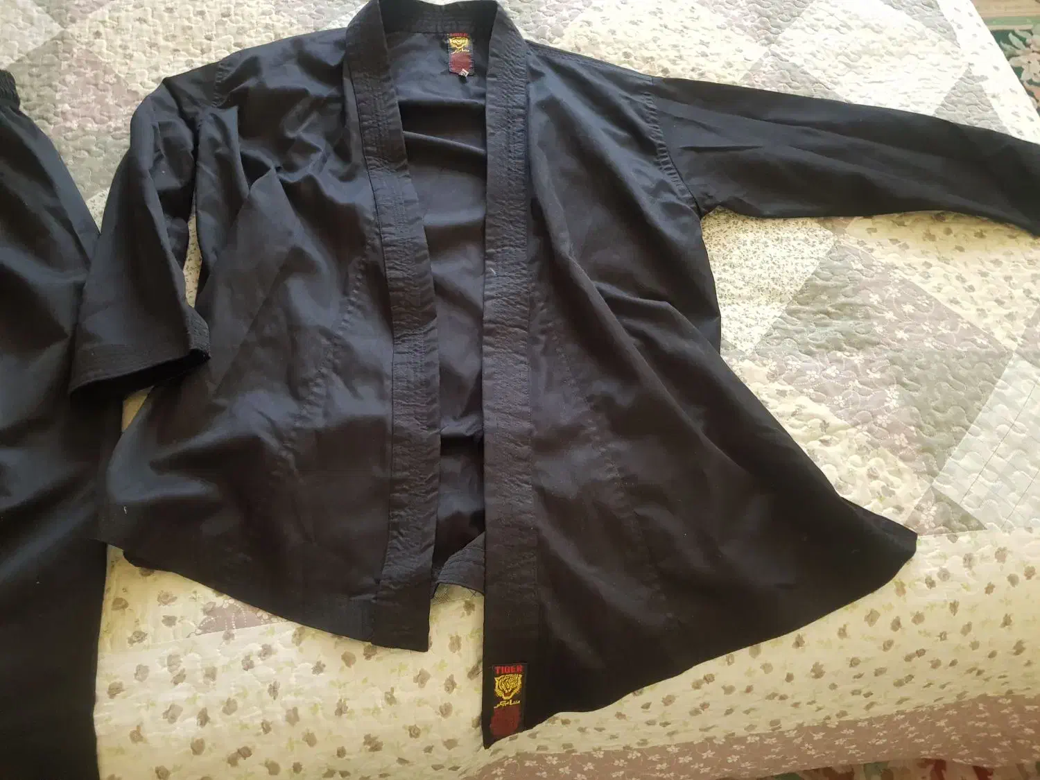 لباس ورزش رزمی تمام مشکی|تجهیزات ورزشی|تهران, نظامی گنجوی (توانیر)|دیوار