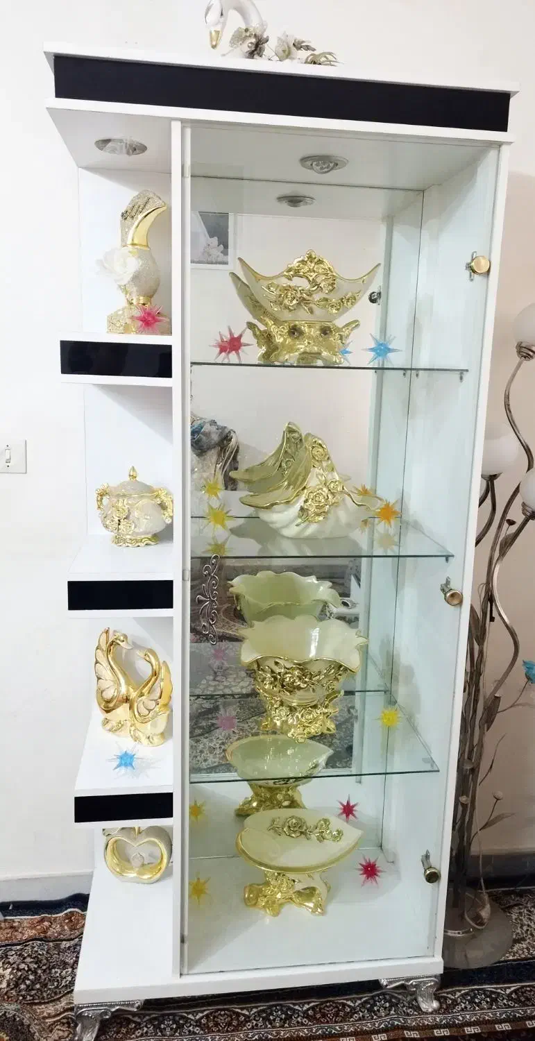 گنجه تمیز وشیک درحد نو|بوفه، ویترین، کنسول|مشهد, رسالت|دیوار