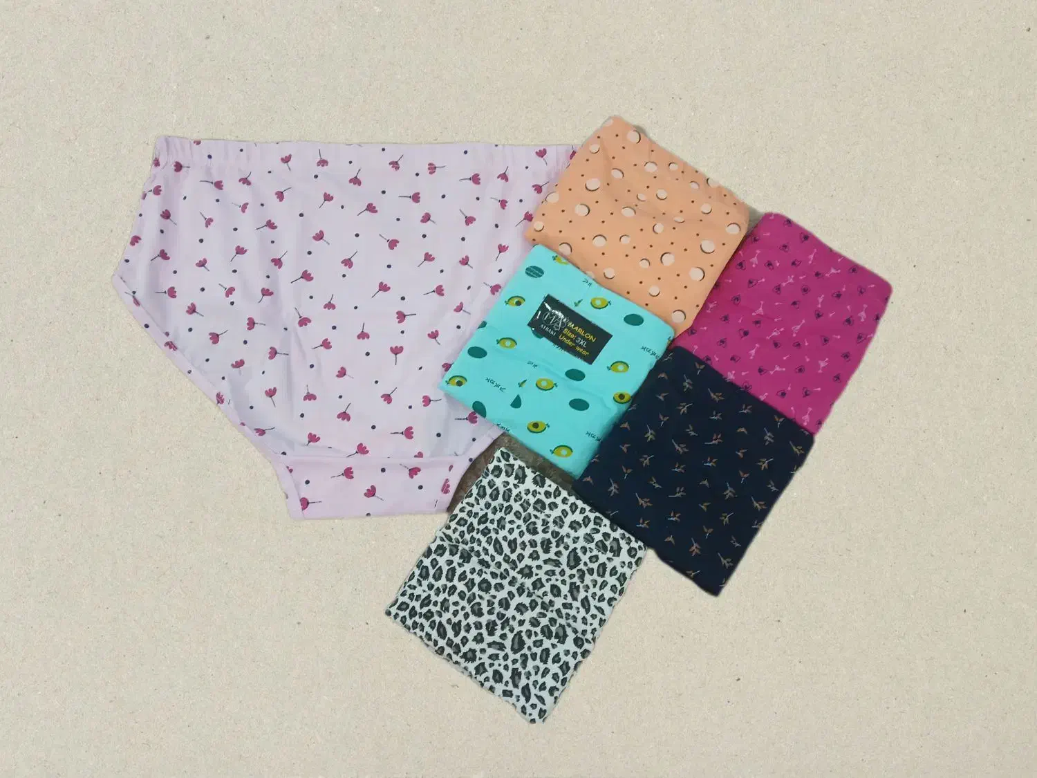 جوراب زنانه|لباس|کاشان, امیرکبیر|دیوار