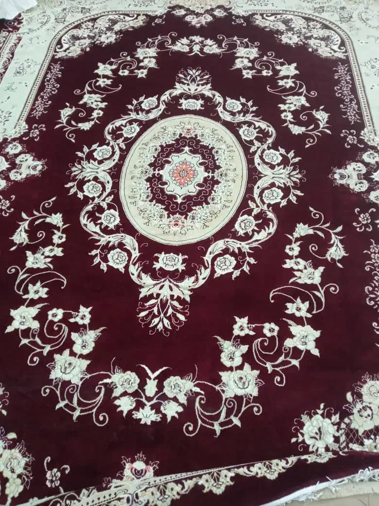 فرش ۱۲ متری در حد نو کاملا سالم|فرش|بروجرد, |دیوار