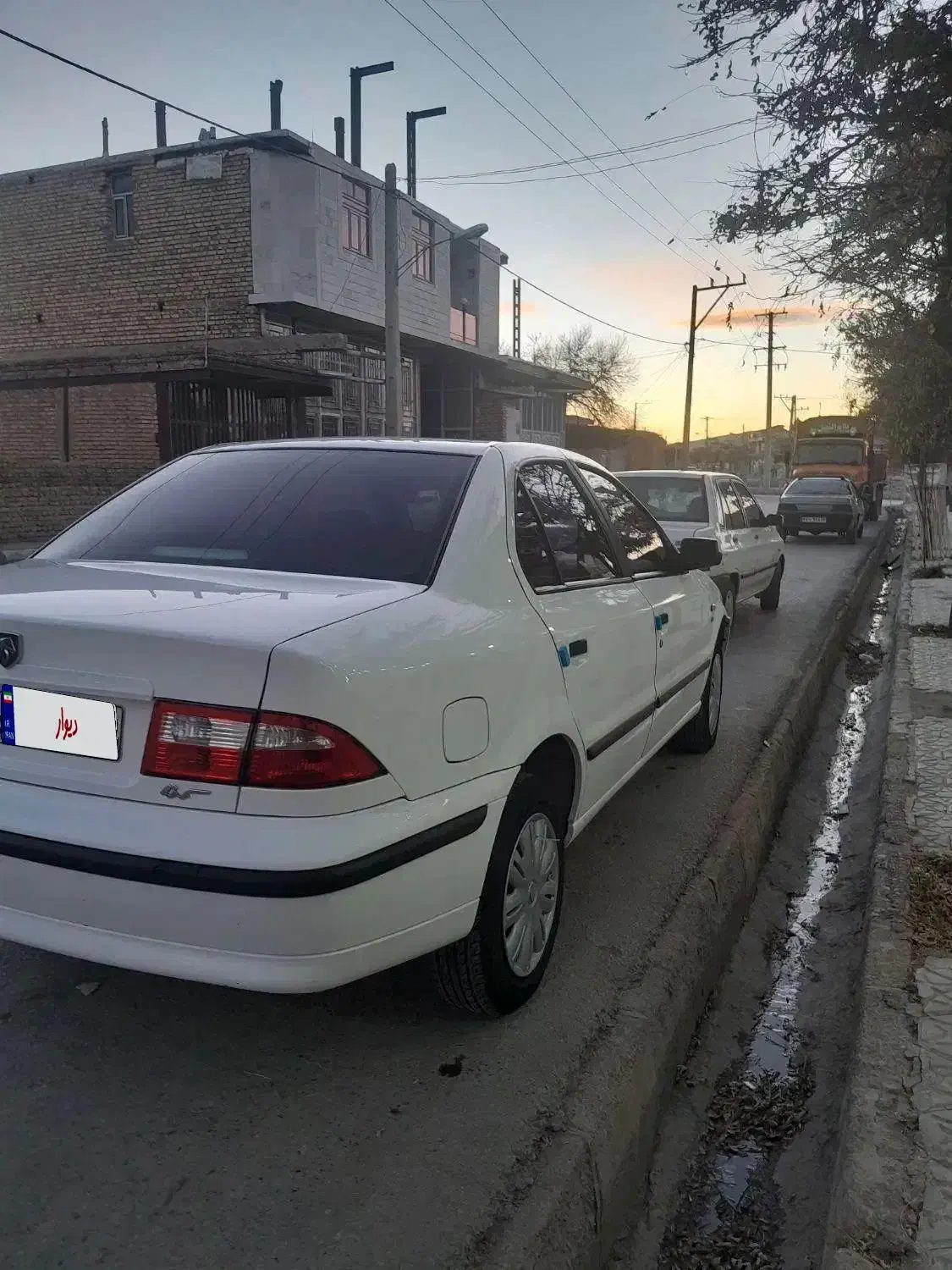 سمند ۱۴۰۰lx|خودرو سواری و وانت|اصفهان, باغ نگاره|دیوار