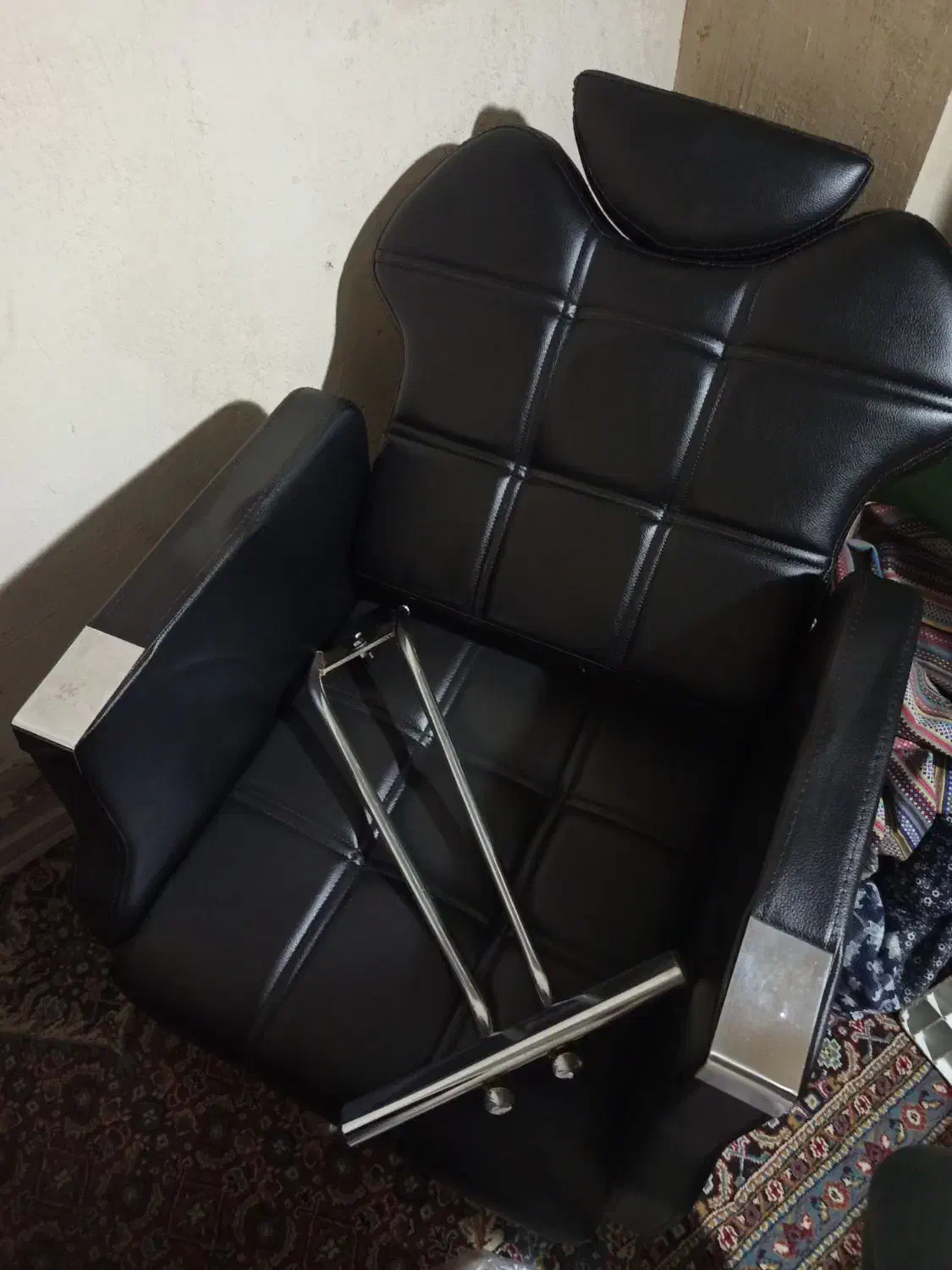 وسایل آرایشگاه|آرایشگاه و سالنهای زیبایی|اهر, |دیوار