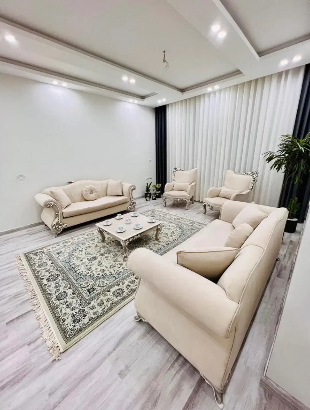 سوییت  اپارتمان امن وارام  روزانه وهفتگی|اجارهٔ کوتاه‌مدت آپارتمان و سوئیت|مشهد, سجاد شهر|دیوار