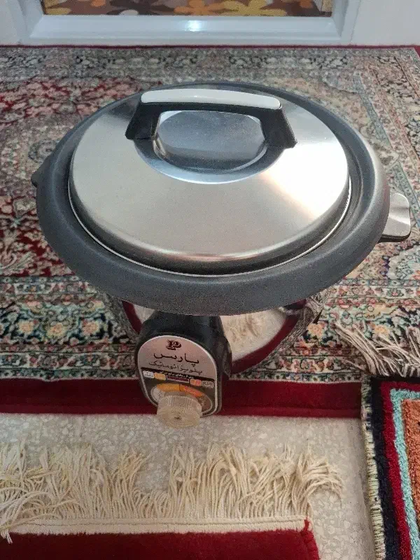 پلو وز نو|ظروف پخت‌وپز|سبزوار, شرق کال جنوبی (شمس آبادی)|دیوار