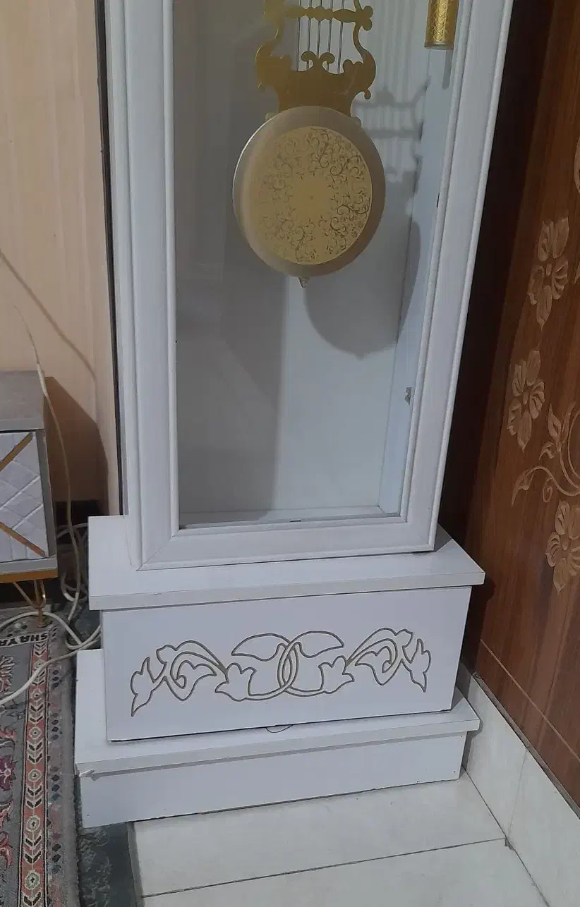 ساعت ایستاده|ساعت دیواری و تزئینی|ری, علایین|دیوار