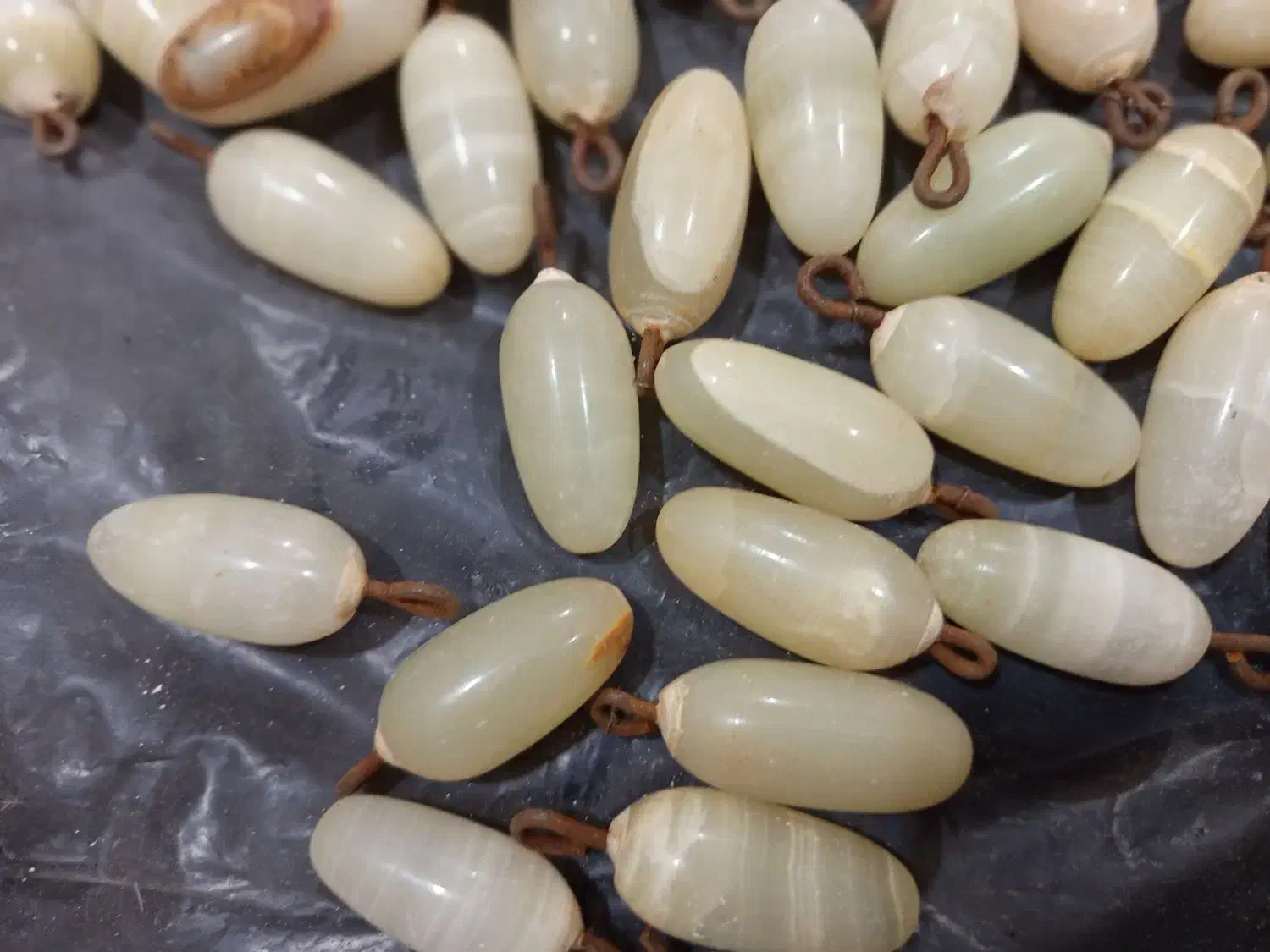 دانه های تراشیده مرمر برای خوشه انگور|صنایع دستی و سایر لوازم تزئینی|تبریز, |دیوار