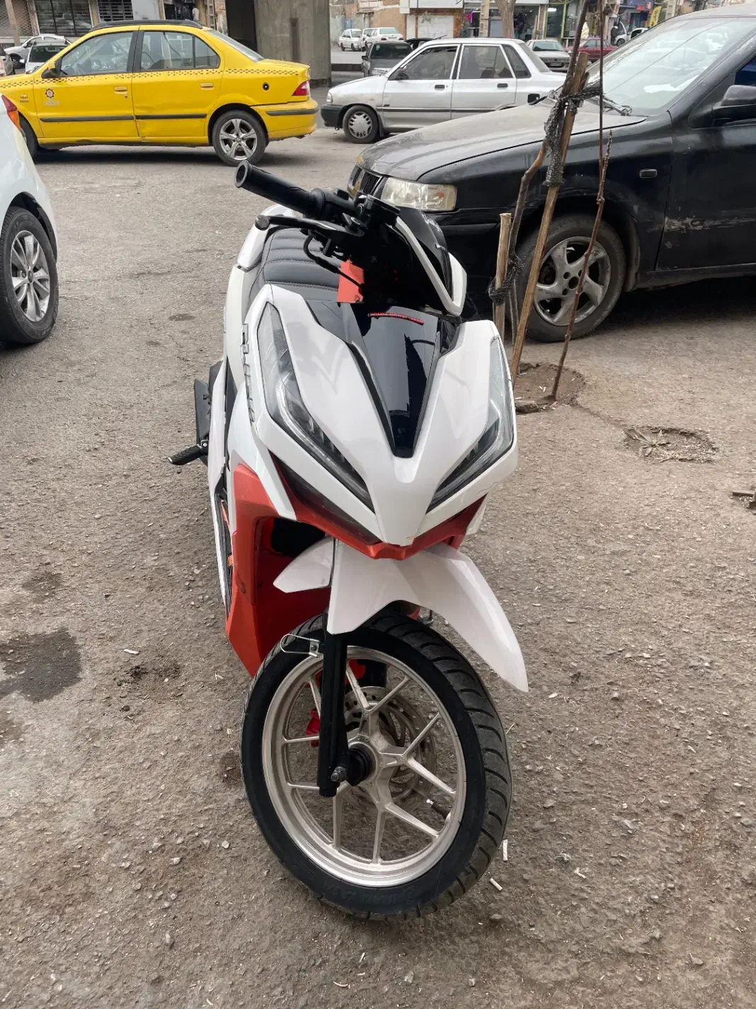 موتور هانی کلیک|موتورسیکلت|کرمان, |دیوار