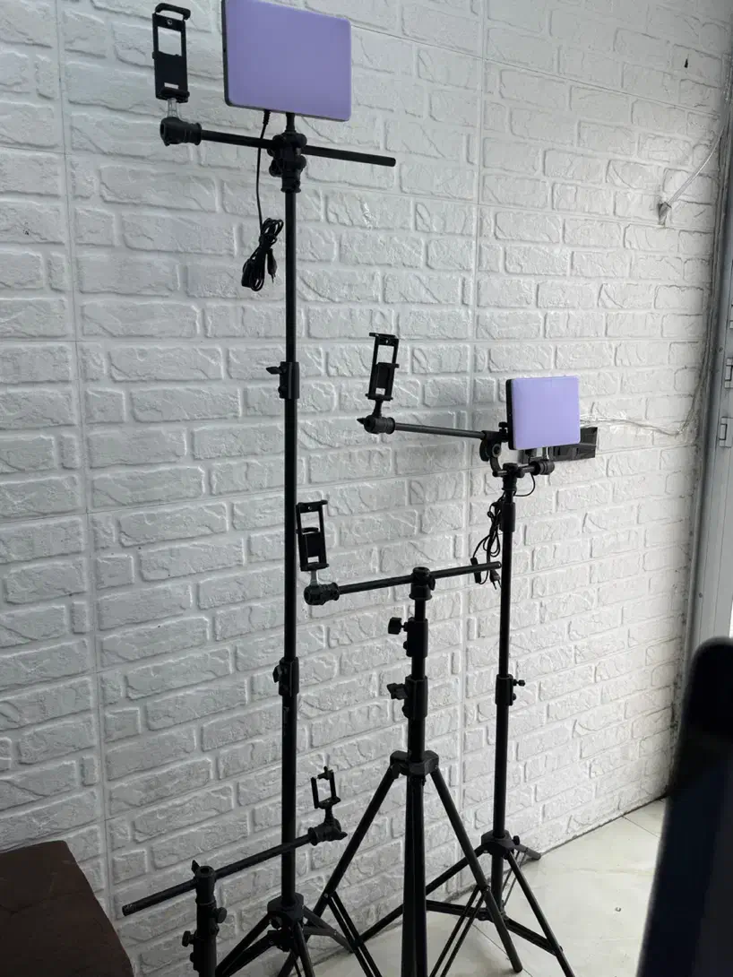 سه‌پایه T مخصوص تولید محتوا انتخاب حرفه‌ای‌ ها|دوربین عکاسی و فیلم‌برداری|امیدیه, |دیوار