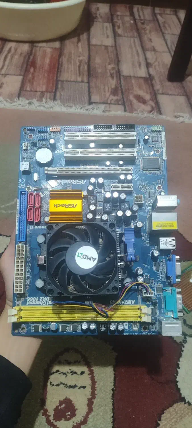 مادربرد ddr2 و دو عدد ram 2gb ddr 2|قطعات و لوازم جانبی رایانه|کرج, شاهین‌ویلا|دیوار