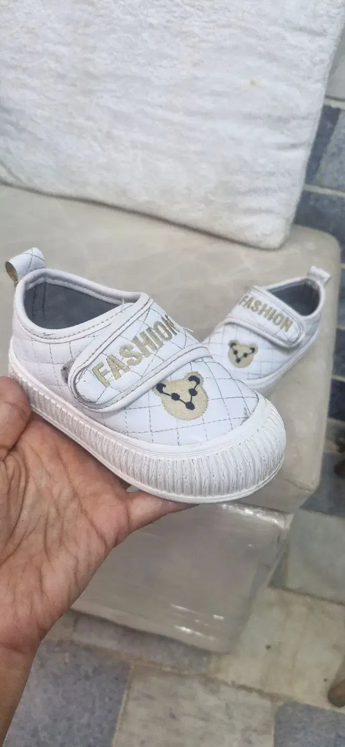 کفش بچگانه|کفش و لباس بچه|اقبالیه, |دیوار