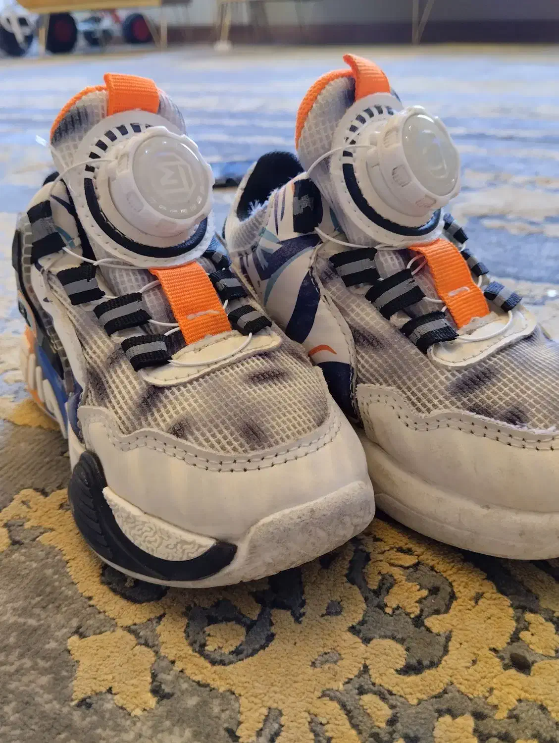 کتونی در حد نو نو|کفش و لباس بچه|فردیس, شهرک ناز|دیوار