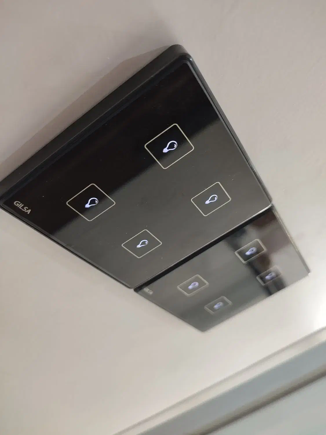 برقکار-برق ساختمان-لاین نوری-لاینر-هوشمندسازی|خدمات پیشه و مهارت|شاهین‌شهر, عطار|دیوار