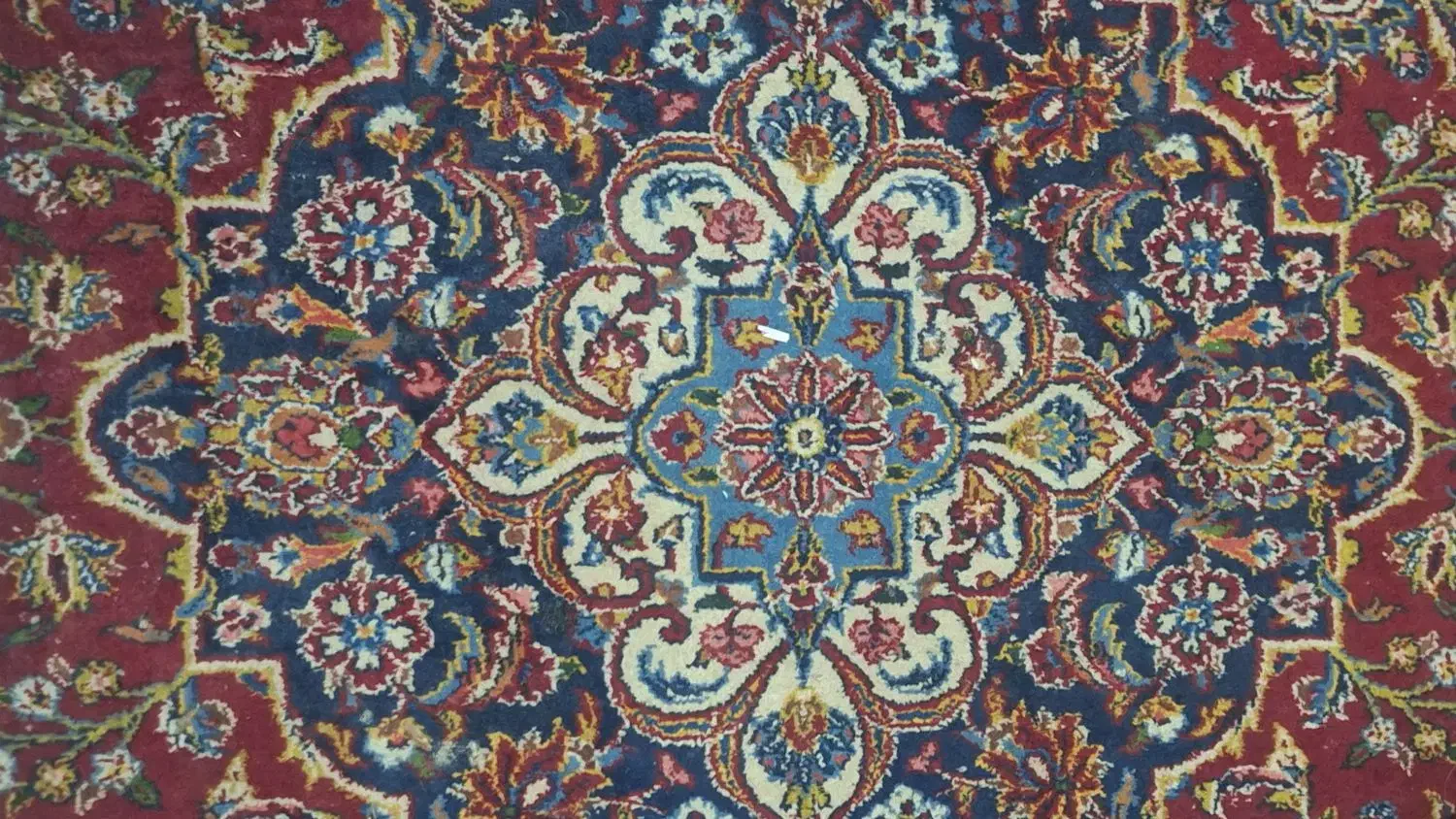 فرش دست دوم|فرش|اصفهان, خواجو|دیوار