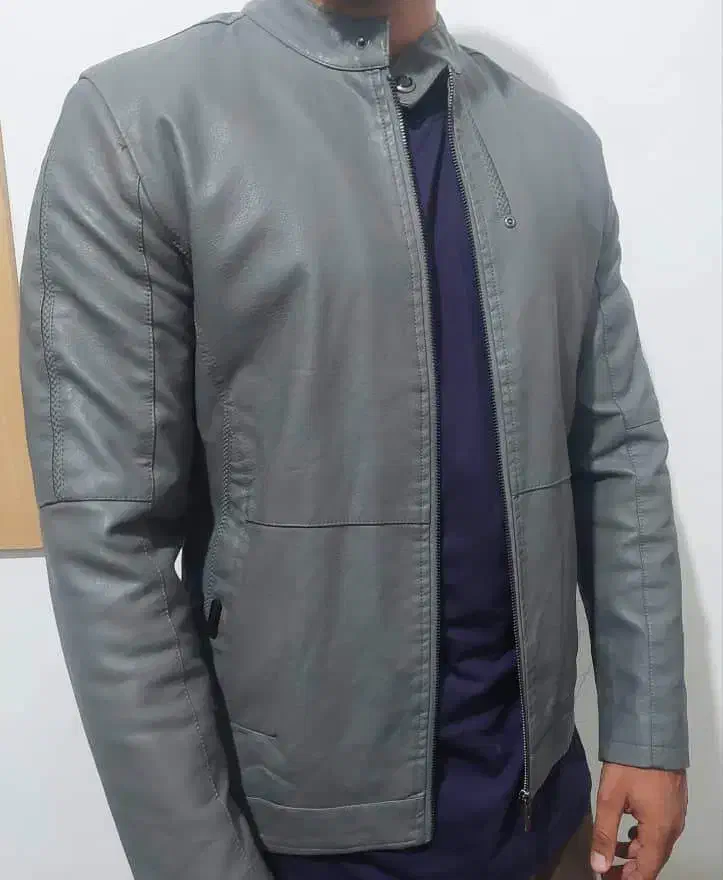 کاپشن چرم|لباس|شیراز, شهرک مدرس|دیوار