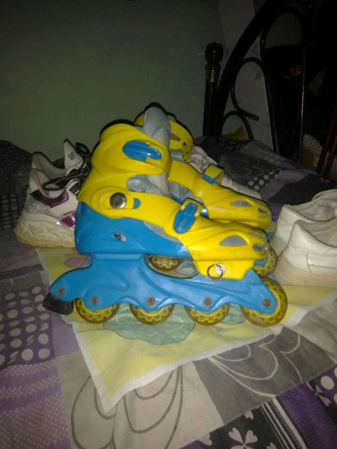 یک عدد کفش اسکیت  سالم|دوچرخه، اسکیت، اسکوتر|ملارد, |دیوار