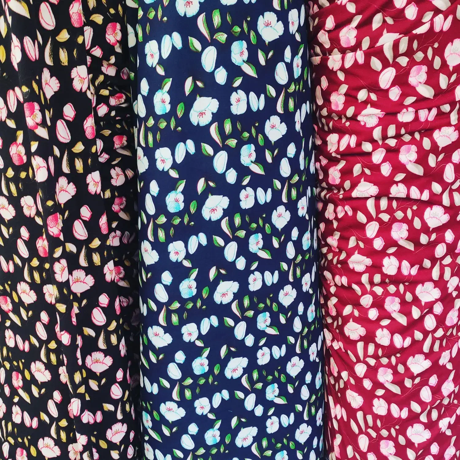 پارچه کیلویی|لوازم خیاطی و بافتنی|رشت, لاکان|دیوار