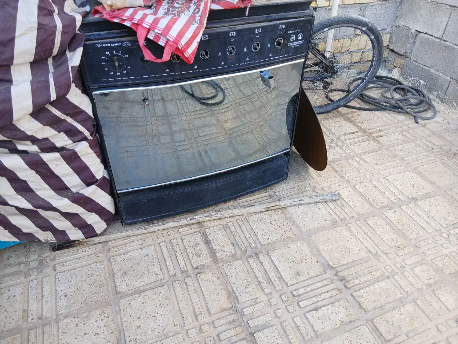 ۲عددگاز ۵شعله ویک عددکولر ۶هزار به فروش می‌رسد|اجاق گاز و لوازم برقی پخت‌وپز|کوهدشت, |دیوار