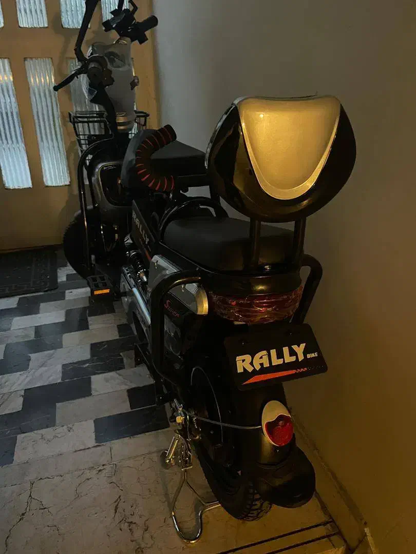 موتورسیکلت برقی مناسب برای بانوان|موتورسیکلت|تهران, آرژانتین|دیوار