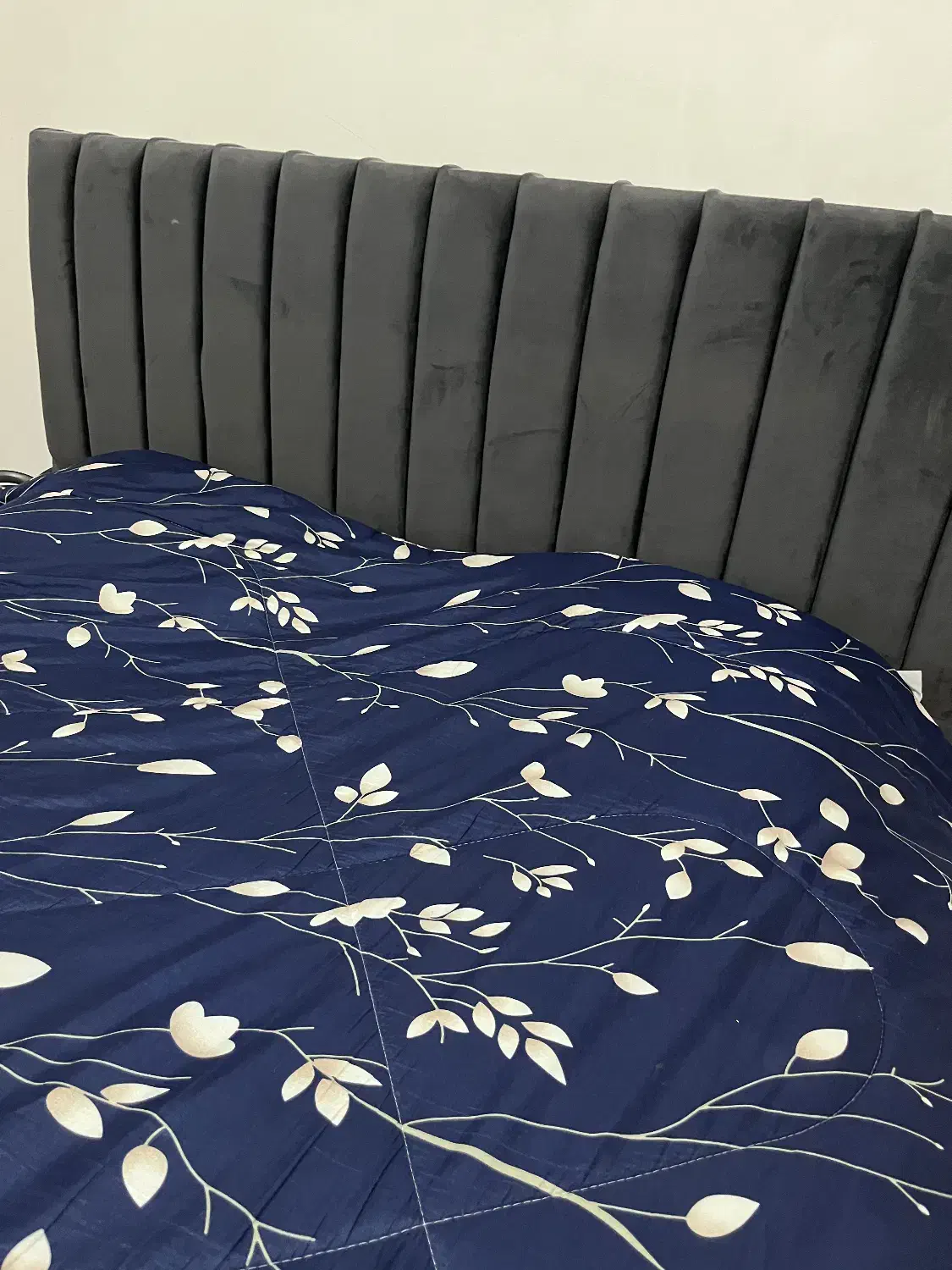 تخت کاملا نو|تخت و سرویس خواب|رشت, بلوار گیلان|دیوار