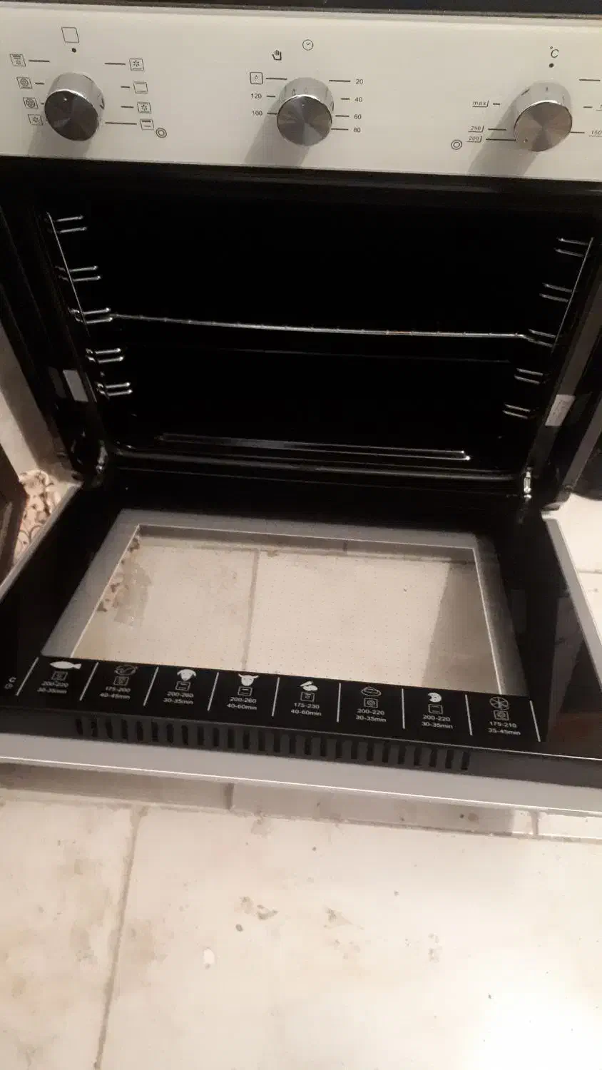 فر برقی تو کار داتیس|اجاق گاز و لوازم برقی پختوپز|قزوین, |دیوار